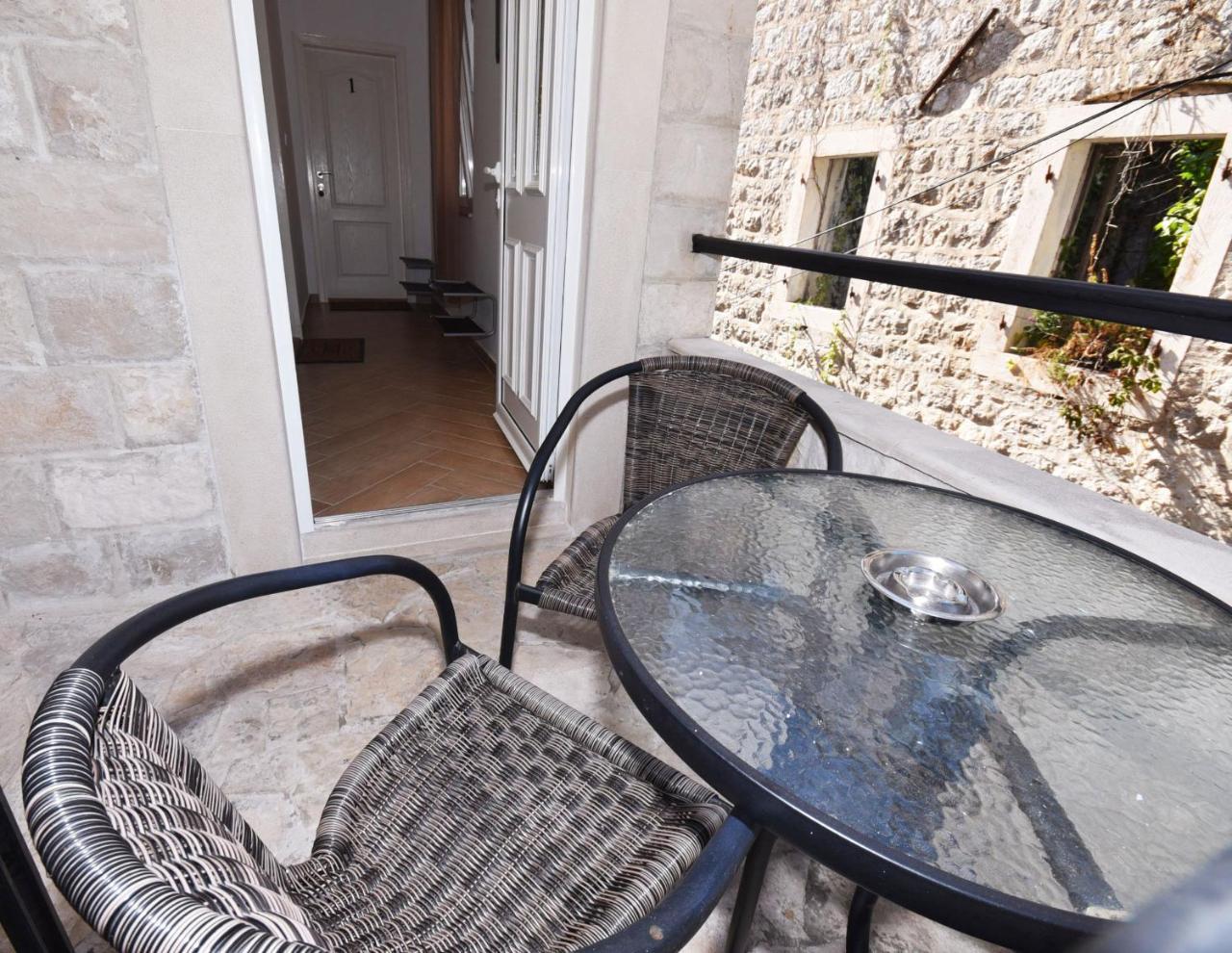 Vila Kula 1830 Apartments Herceg Novi Exteriér fotografie